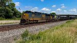 CSX 3032 leads B157.